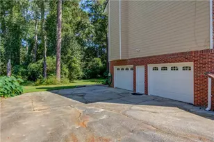 1162 Melton Dr SW, Lilburn, GA 30047 - Photo 4