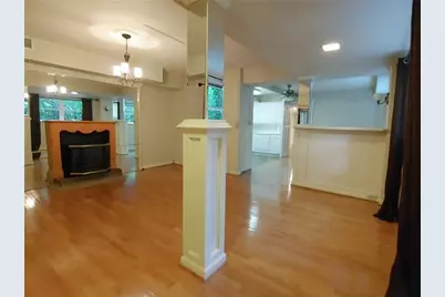 76 Laurel Forest Circle NE, Atlanta, GA 30342 - Photo 2