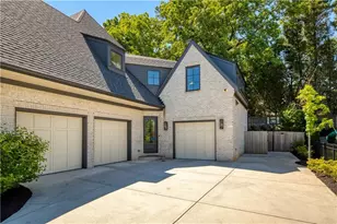 840 Kenry Ct, Atlanta, GA 30342 - Photo 90