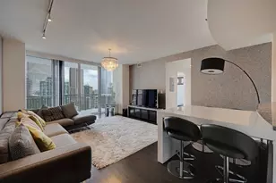 3338 Peachtree Rd NE, Atlanta, GA 30326 - Photo 6