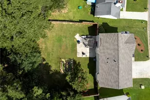 1046 Redan Trce, Stone Mountain, GA 30088 - Photo 6