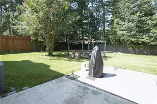 1046 Redan Trce, Stone Mountain, GA 30088 - Photo 10
