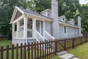 1154 Oakland Ln SW, Atlanta, GA 30310 - Photo 2