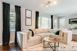 3305 Flowers Dr, College Park, GA 30337 - Photo 8