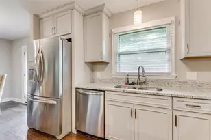 3305 Flowers Dr, College Park, GA 30337 - Photo 10