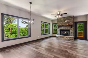 123 Pamela Ct, Ellijay, GA 30540 - Photo 2