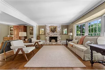 5506 Whitewood Court, Dunwoody, GA 30338 - Photo 8