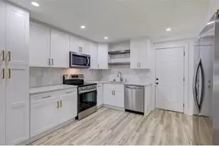 1336 Jimi Ln NW, Conyers, GA 30012 - Photo 4