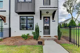 522 Healy Dr, Cumming, GA 30040 - Photo 2