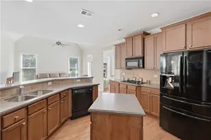 2985 Ivy Brook Ln, Buford, GA 30519 - Photo 24