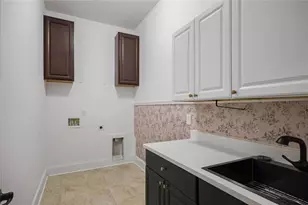 3936 Dahlwiny Ct, Sandy Springs, GA 30350 - Photo 18
