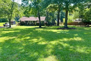 274 Fawn Ct, Temple, GA 30179 - Photo 2