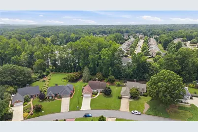 345 N Farm Drive, Alpharetta, GA 30004 - Photo 6