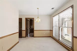 345 N Farm Dr, Alpharetta, GA 30004 - Photo 8