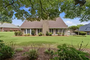 345 N Farm Dr, Alpharetta, GA 30004 - Photo 30