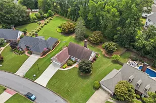 345 N Farm Dr, Alpharetta, GA 30004 - Photo 34
