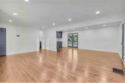 4246 Colony East Drive, Stone Mountain, GA 30083 - Photo 6