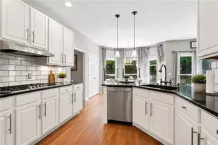 860 Valley Dr, Canton, GA 30114 - Photo 8