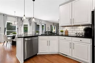 860 Valley Dr, Canton, GA 30114 - Photo 10