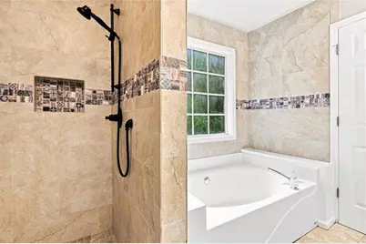 3949 Edgebrook Drive, Flowery Branch, GA 30542 - Photo 8
