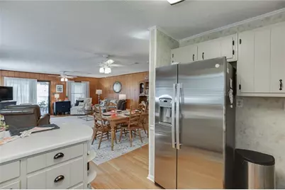 215 Heath Cove, Lavonia, GA 30553 - Photo 8