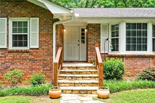 2690 Hideaway Hills Ln S W, Powder Springs, GA 30127 - Photo 2