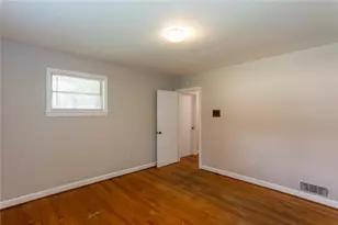 2426 Caladium Dr NE, Atlanta, GA 30345 - Photo 16