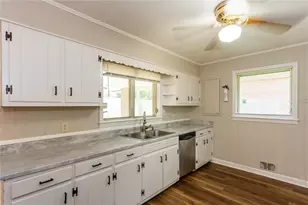 2426 Caladium Dr NE, Atlanta, GA 30345 - Photo 4