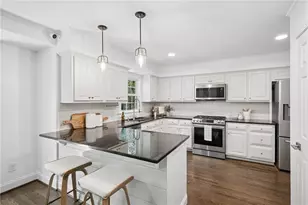 1175 Chalfont Walk NE, Atlanta, GA 30319 - Photo 10