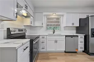 2529 Riggs Dr, Atlanta, GA 30344 - Photo 8