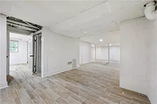 2529 Riggs Dr, Atlanta, GA 30344 - Photo 22