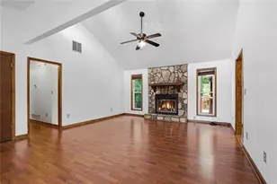 2890 Creekwood Ln NW, Lawrenceville, GA 30044 - Photo 4