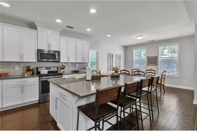 7016 Dove Point Lane, Hoschton, GA 30548 - Photo 10