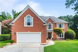 2235 Sugarbirch Dr, Lawrenceville, GA 30044 - Photo 2