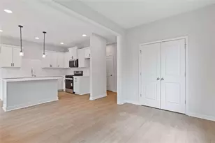 389 Summerville Ln, Athens, GA 30606 - Photo 8