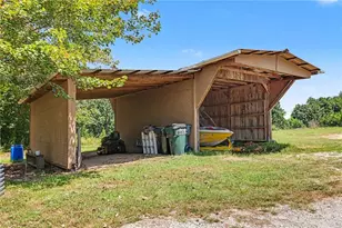 824 Fairview Farm Cir, Lavonia, GA 30553 - Photo 26