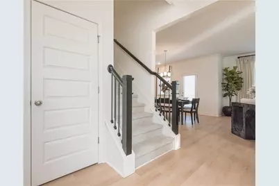 5593 Keswick Drive, Flowery Branch, GA 30542 - Photo 8