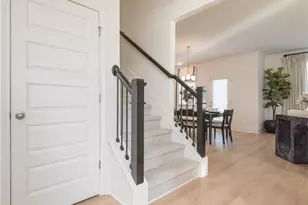 5593 Keswick Dr, Flowery Branch, GA 30542 - Photo 8