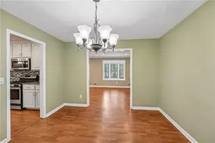 2192 Tully Wren NE, Marietta, GA 30066 - Photo 10