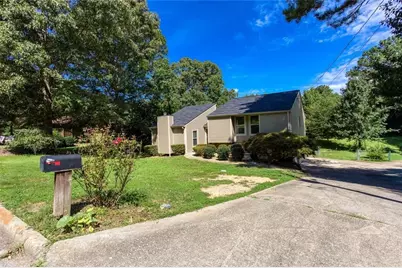 1931 Brennan Way, Lithia Springs, GA 30122 - Photo 4