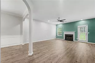 3719 Big Horn Ct, Ellenwood, GA 30294 - Photo 12