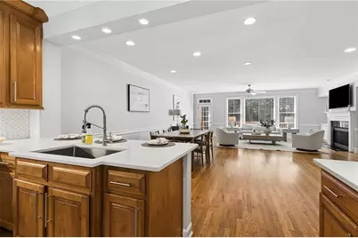 4305 Village Green Drive, Roswell, GA 30075 - Photo 14