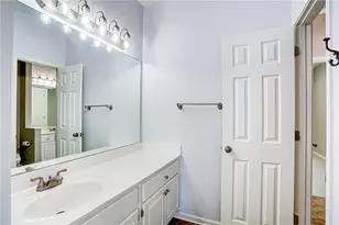 1043 Meadow Club Ct, Suwanee, GA 30024 - Photo 46