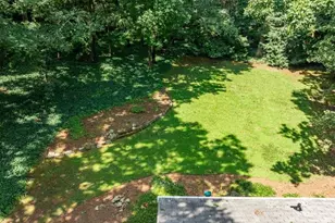 940 Hunterhill Dr, Roswell, GA 30075 - Photo 24