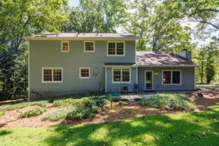 940 Hunterhill Dr, Roswell, GA 30075 - Photo 26