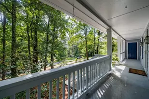940 Hunterhill Dr, Roswell, GA 30075 - Photo 4