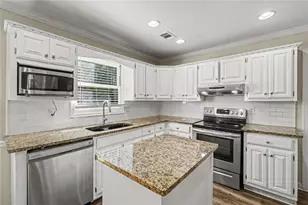 5195 Hickory Bend Terrace, Woodstock, GA 30188 - Photo 10