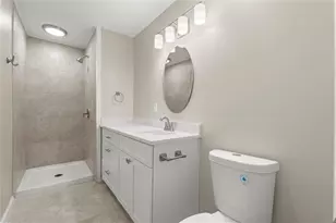 495 Larchmont Cir NW, Atlanta, GA 30318 - Photo 18