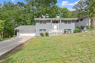 495 Larchmont Cir NW, Atlanta, GA 30318 - Photo 2