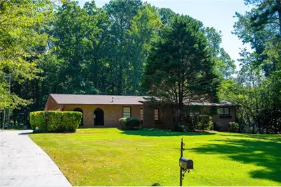 5428 Smoke Rise Drive, Stone Mountain, GA 30087 - Photo 2